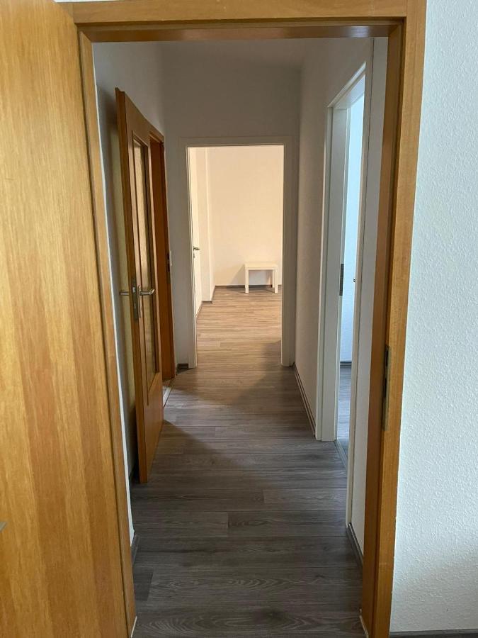 Apartment Bis Zu 8 Einzelbetten Stellplatz Wifi เอสเซน ภายนอก รูปภาพ